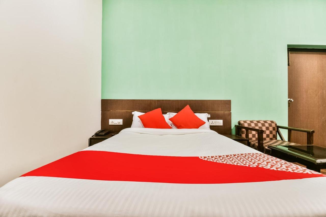 Oyo 62096 Pride Palace Hotels Patna  Buitenkant foto