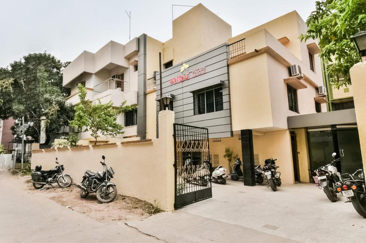 Oyo 62096 Pride Palace Hotels Patna  Buitenkant foto