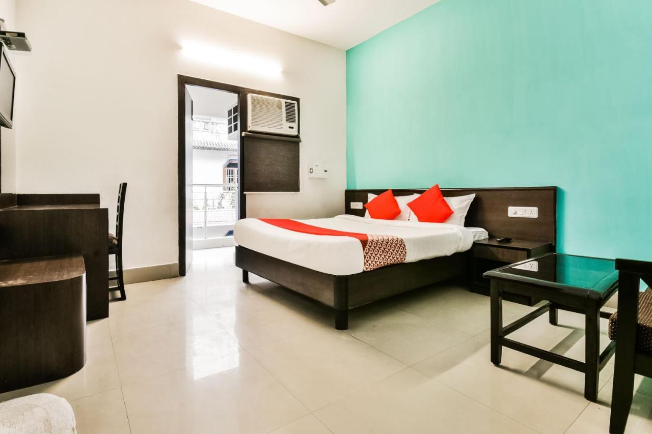 Oyo 62096 Pride Palace Hotels Patna  Buitenkant foto