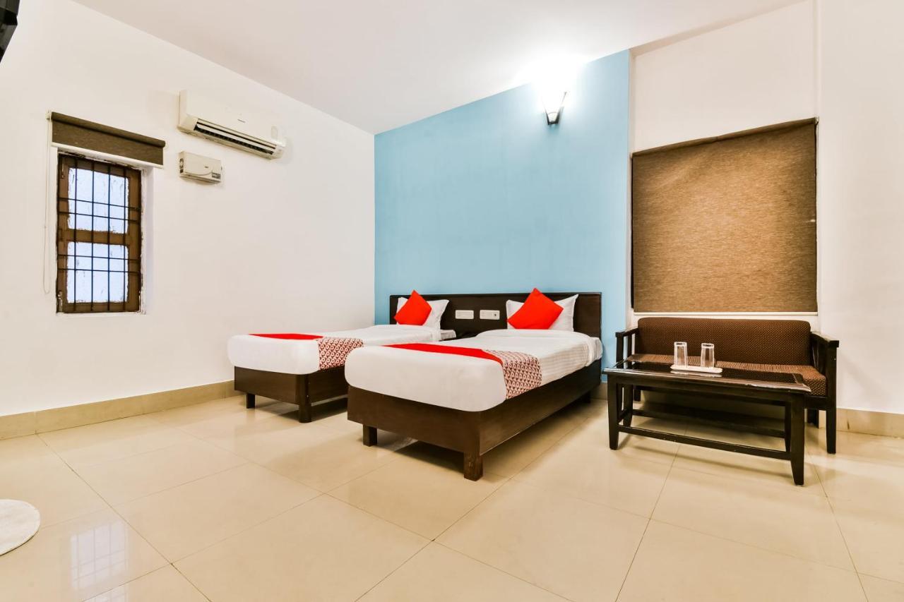 Oyo 62096 Pride Palace Hotels Patna  Buitenkant foto