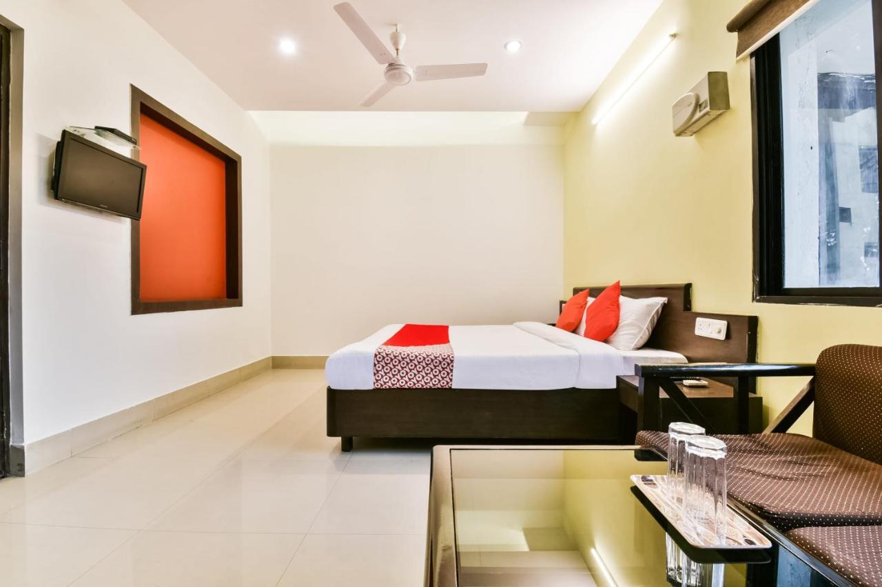 Oyo 62096 Pride Palace Hotels Patna  Buitenkant foto